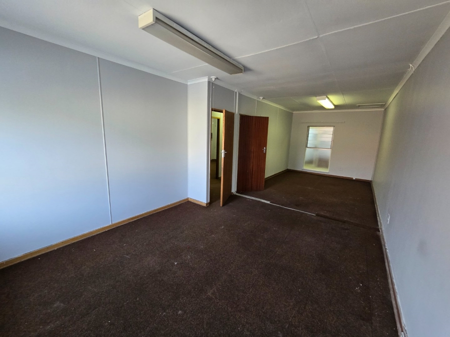 To Let commercial Property for Rent in Bethlehem Free State